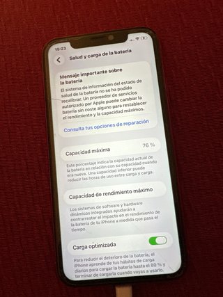 iPhone 11 Rojo esta bueno 10/10 no tiene fallas