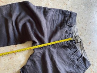 Pantaloni in lino grigio