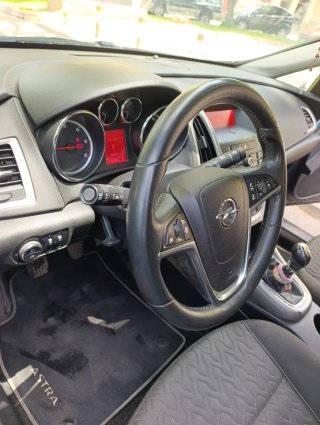 Opel Astra 2013