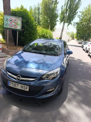 Opel Astra 2013