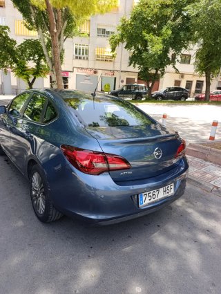 Opel Astra 2013