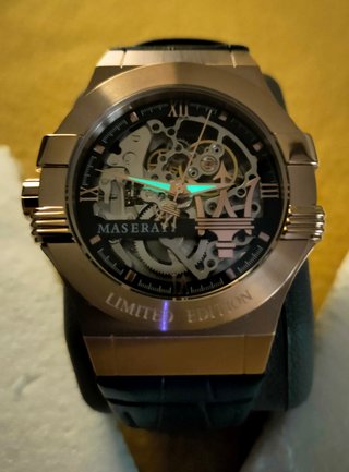 Reloj Maserati automático nuevo, dorado