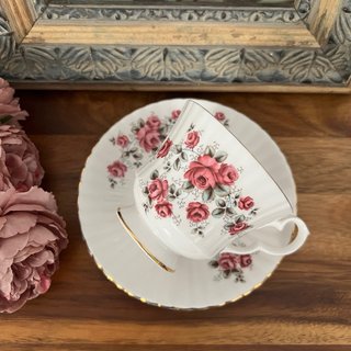Taza y plato Royal Windsor porcelana inglesa