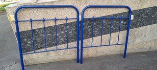 Cabeceros de cama individuales metálicos azules