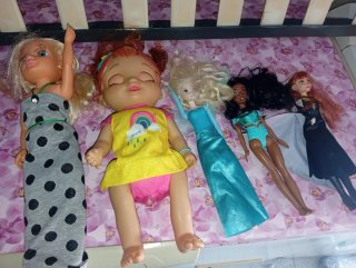 Lote de 5 Muñecas 10€ todas