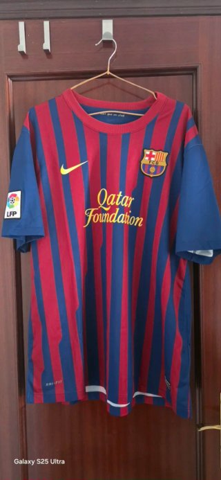 Camiseta de fútbol y baloncesto