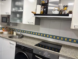 Cocina completa con electrodomésticos