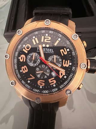 Reloj TW Steel Dorado y Negro