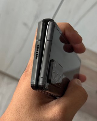 Samsung Galaxy Z Fold 2