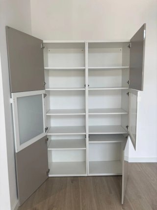 Aparador Ikea Beige y Transparente