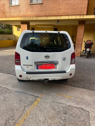 Nissan Pathfinder 2012