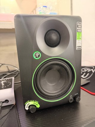 Mackie CR4 BT Monitor de Estudio