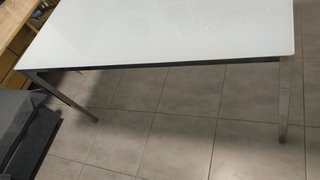 Mesa Comedor Cristal Blanco + 5 Sillas