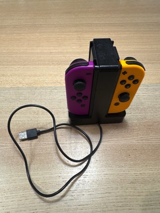 Cargador y Grip para Nintendo Switch