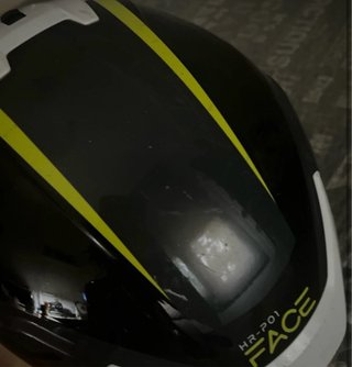 Casco de moto HEBO negro y amarillo