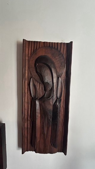 Figuras de madera decorativas