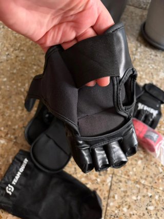 Protecciones MMA Manos y Piernas
