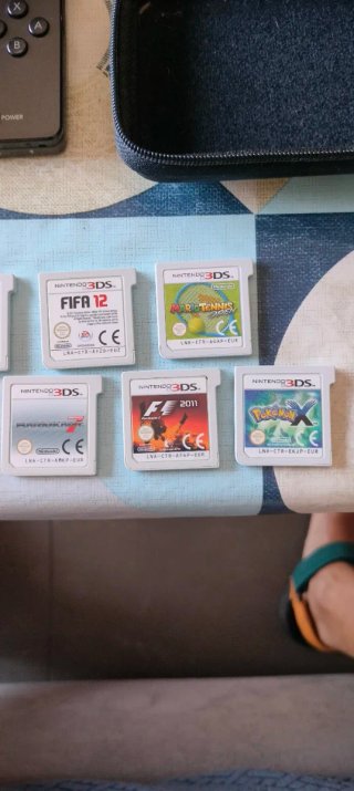 Nintendo 3DS Nera + 10 Giochi