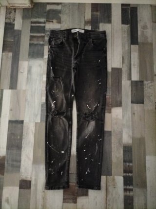 Pantalón vaquero Bershka chico talla 34