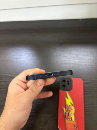 iPhone 12 64GB Negro