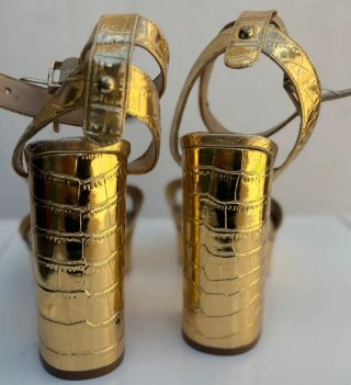 Zapatos Guess Dorados Tacón Plataforma