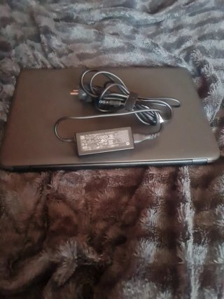 Portátil HP Plata i5 8generacion