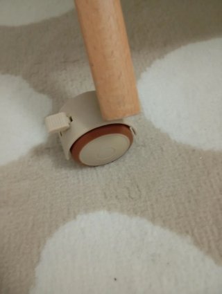Minicuna bebé con jirafas