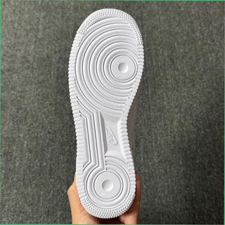 Nike Air Force 1 Talla 37.5 Blancas