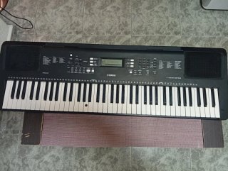Teclado Yamaha PSR EW300
