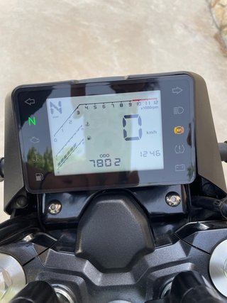 Zontes GK 125 Negra y Naranja