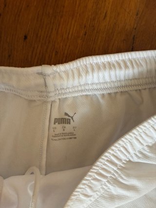 Pantalones cortos Puma blancos