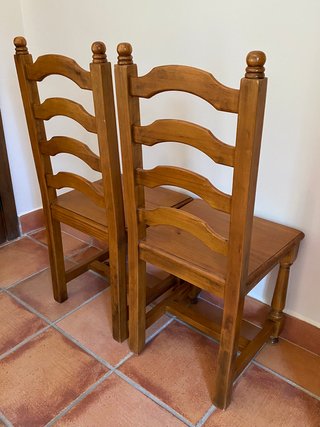Par de Sillas Rústicas Madera