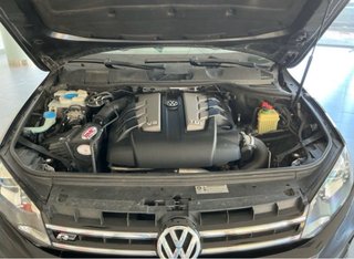 Volkswagen Touareg R 2013 3.0TDI 245 FULL EQUIPE