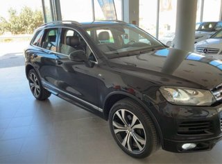 Volkswagen Touareg R 2013 3.0TDI 245 FULL EQUIPE