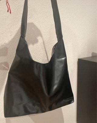 Bolso Hobo Negro Tachuelas Plateadas