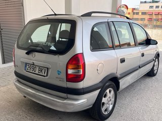 Opel Zafira 2002