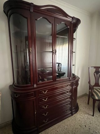 Vitrina madera y cristal