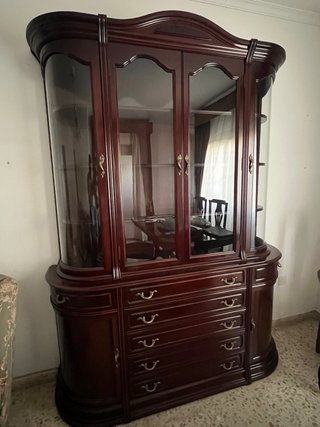 Vitrina madera y cristal