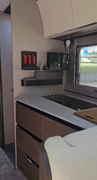 Adria Supersonic 780 SL Autocaravana