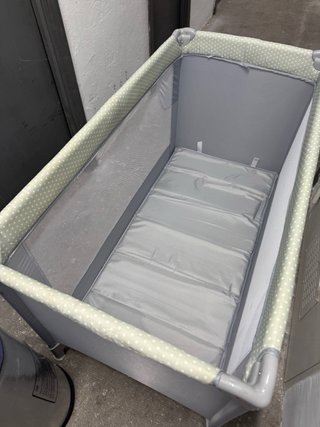 Cuna de viaje Asalvo Baby + colchón