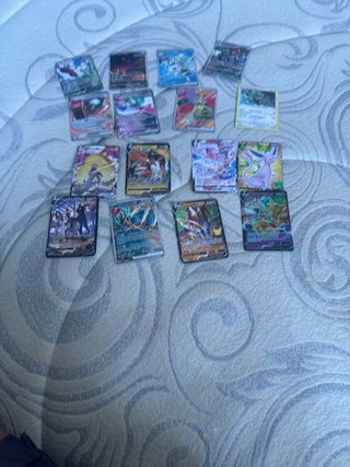 Cartas Pokémon Variadas
