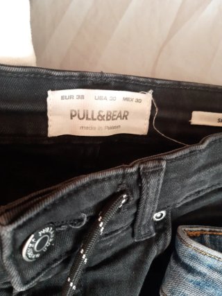Pantalones cortos vaqueros Pull&Bear Talla 38