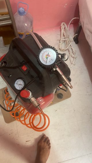 Compresor de aire con accesorios