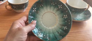 Juego de 2 tazas y platillos antiguos