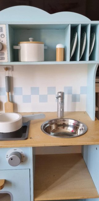 Cocinita infantil de madera