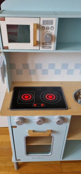 Cocinita infantil de madera