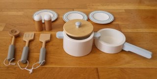 Cocinita infantil de madera