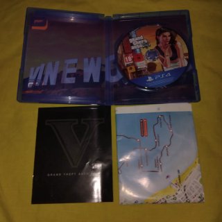 Lote 4 juegos PS4: Detroit, GTA V, Wolfenstein II,