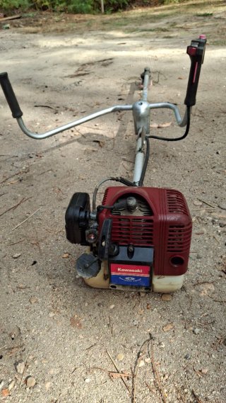 Desbrozadora stihl FS220 y kawasaki th48