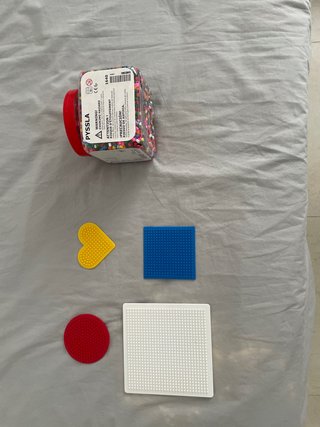 Set di perline Pyssla e tavole di Ikea